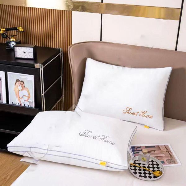 Подушка мягкая Sweet Home 50*70 см