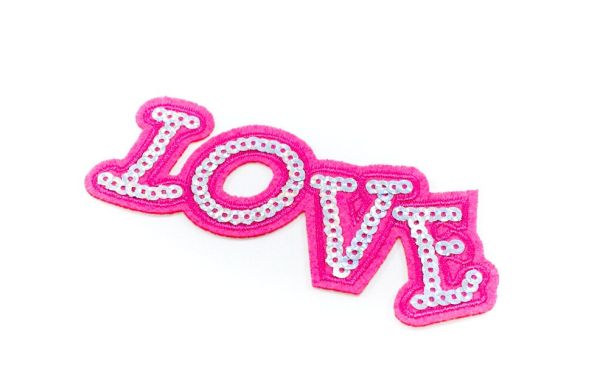 Нашивка Аппликация пайетка  LOVE  бело розовый